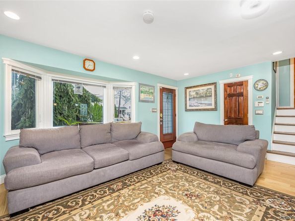 138 Eastgate Road, Massapequa Park NY 11762