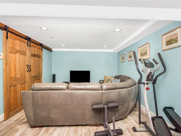 138 Eastgate Road, Massapequa Park NY 11762