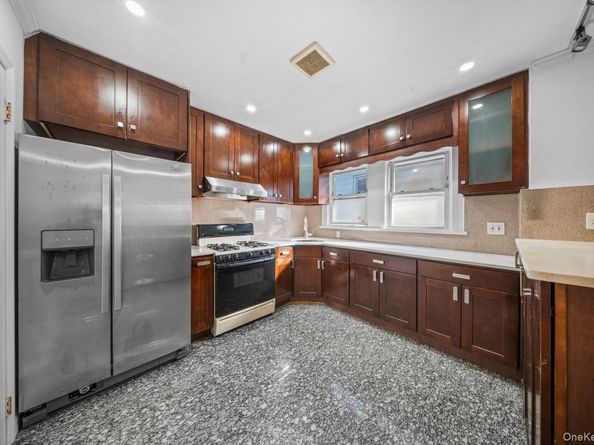 6133 157th Street, Flushing NY 11367
