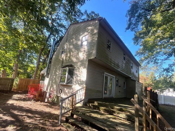 225 Rocky Point Landing Road, Rocky Point NY 11778