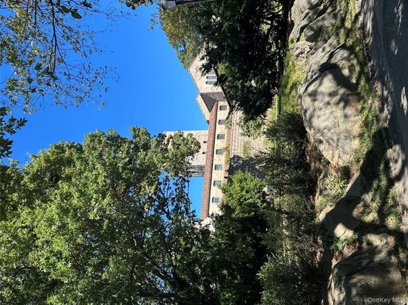 295 Bennett Avenue 4B, New York (Manhattan) NY 10040