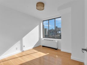 353 E 104 Street PH2, New York (Manhattan) NY 10029
