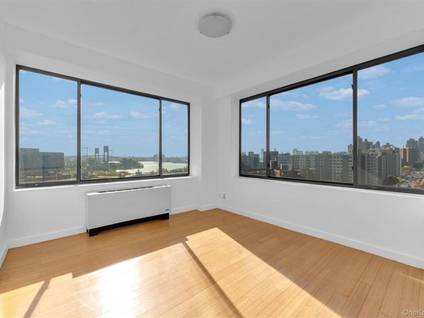 353 E 104 Street PH2, New York (Manhattan) NY 10029