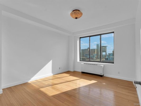 353 E 104 Street PH2, New York (Manhattan) NY 10029