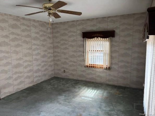 157 Pleasure Avenue, Ronkonkoma NY 11779