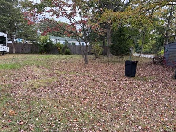 157 Pleasure Avenue, Ronkonkoma NY 11779