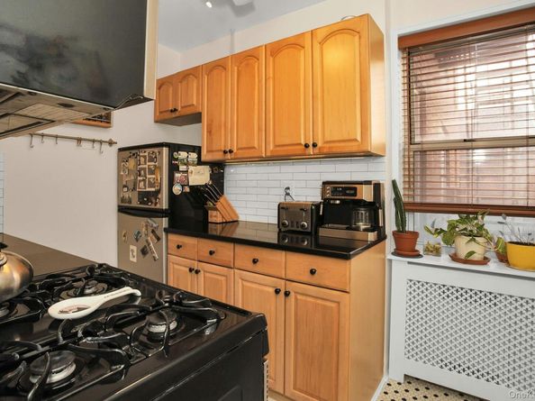 34-49 81st Street 2R, Jackson Heights NY 11372
