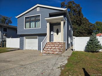 1005 Broadway