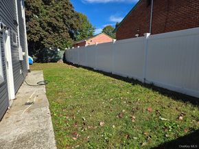 1005 Broadway, Westbury NY 11590