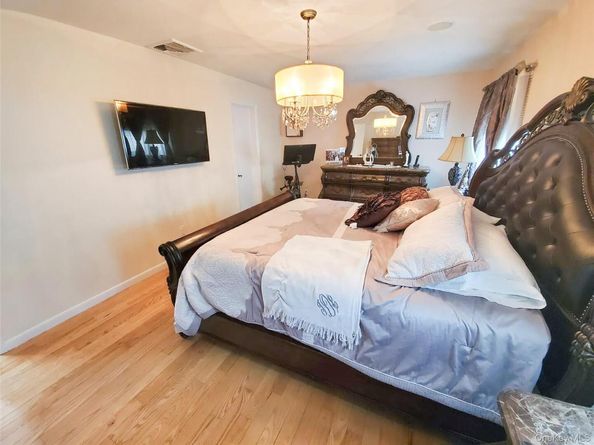 66 Leroy Avenue, Valhalla NY 10595
