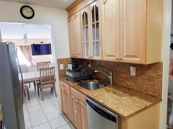 66 Leroy Avenue, Valhalla NY 10595