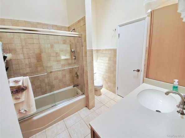 66 Leroy Avenue, Valhalla NY 10595