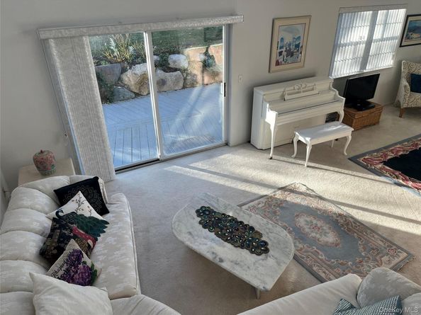 12 Horizon Court, Huntington NY 11743