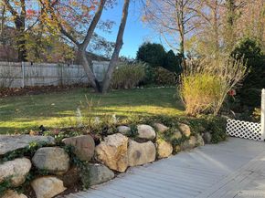 12 Horizon Court, Huntington NY 11743