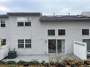 12 Horizon Court, Huntington NY 11743