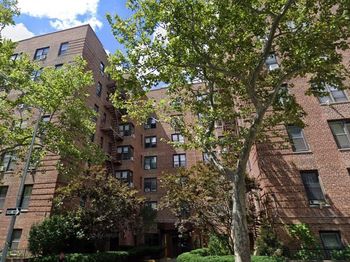 44-11 Macnish Street