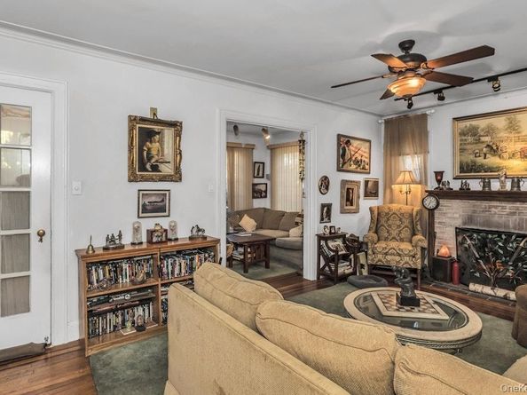 4172 Glenwood Street, Little Neck NY 11363