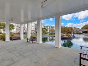171 Clubhouse Circle, Melville NY 11747