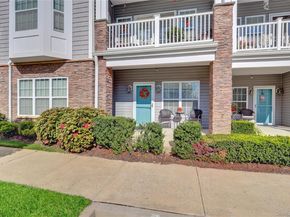 171 Clubhouse Circle, Melville NY 11747