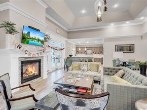 171 Clubhouse Circle, Melville NY 11747