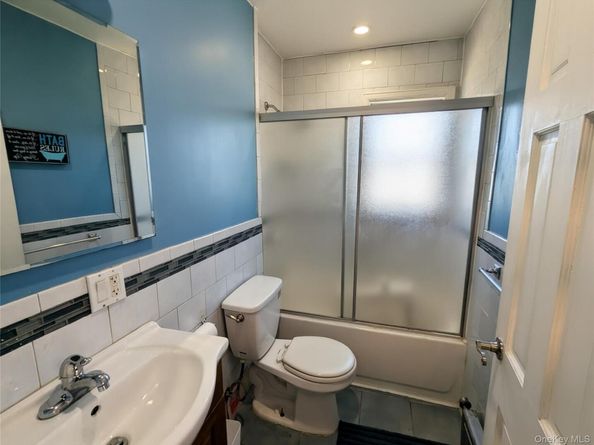 115-100 Springfield Boulevard, Cambria Heights NY 11411