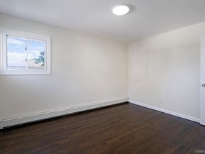 184 Wellesley Street, Hempstead NY 11550