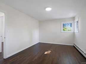 184 Wellesley Street, Hempstead NY 11550