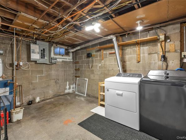 57 Oakdale Road, Centerport NY 11721