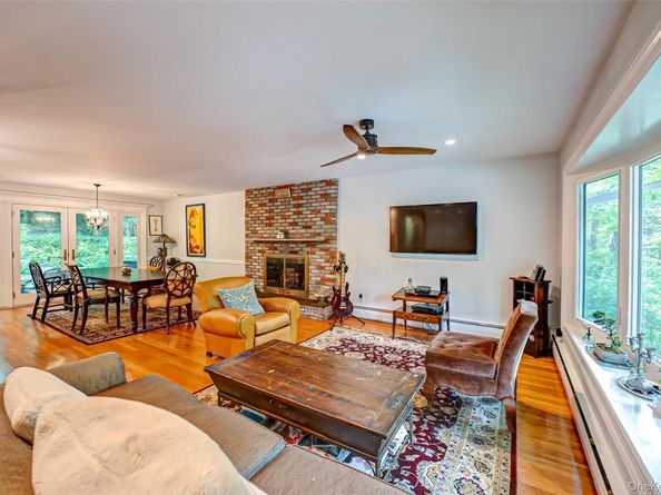 27 Prospect Avenue, Sea Cliff NY 11579