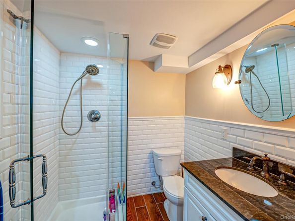 27 Prospect Avenue, Sea Cliff NY 11579