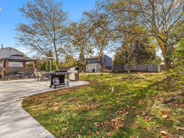 20 Malcolm Street, Brookhaven NY 11713