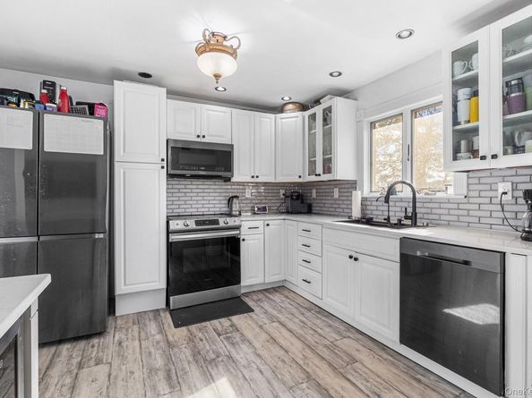 20 Malcolm Street, Brookhaven NY 11713