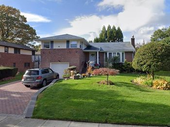 23 Glen Road