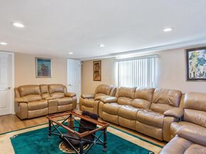 23 Glen Road, Jericho NY 11590