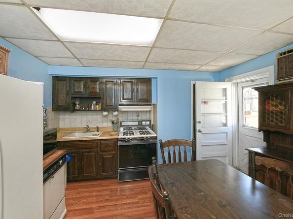 3094 47th Street, Astoria NY 11103
