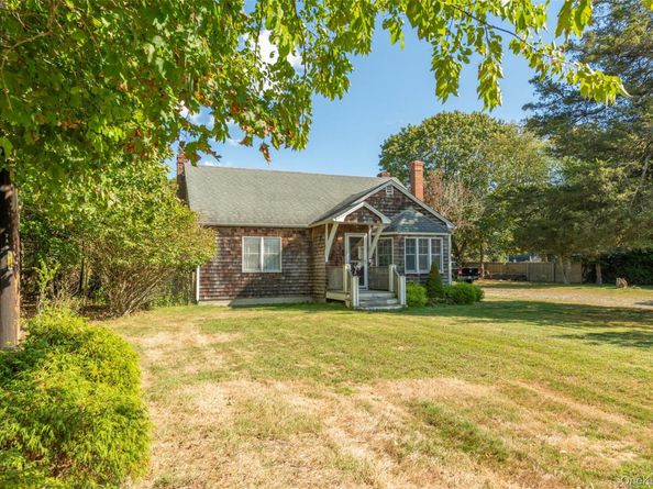 41 Belleview Avenue, Center Moriches NY 11934