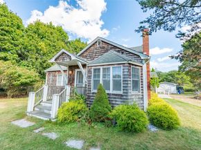 41 Belleview Avenue, Center Moriches NY 11934