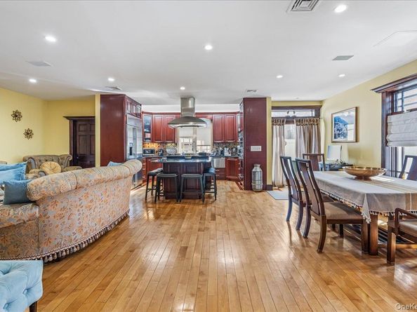 8230 58th Avenue, Middle Village NY 11379