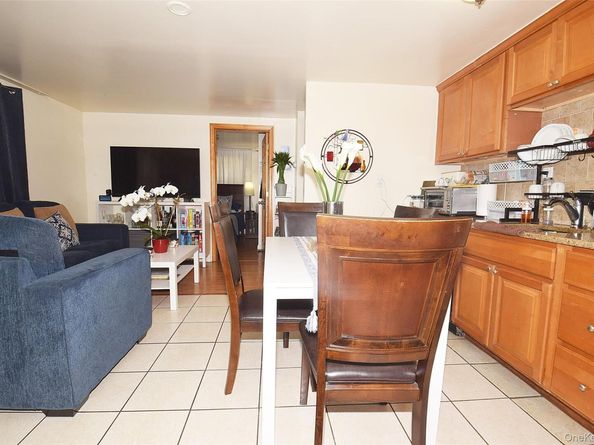 436 Herzel Boulevard, West Babylon NY 11704