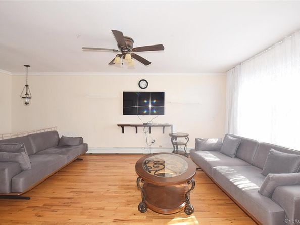 436 Herzel Boulevard, West Babylon NY 11704