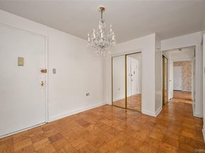 99-10 60Ave 1E, Corona NY 11368