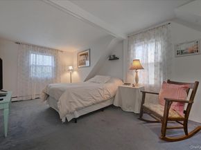 233 S Alleghany Avenue, Lindenhurst NY 11757