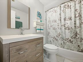 233 S Alleghany Avenue, Lindenhurst NY 11757