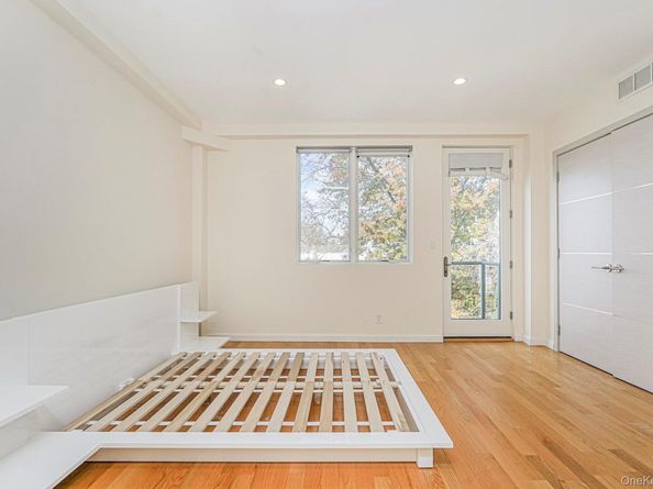 8794 17 Avenue, Brooklyn NY 11214