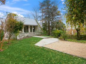 40 W View Drive, Upper Brookville NY 11771