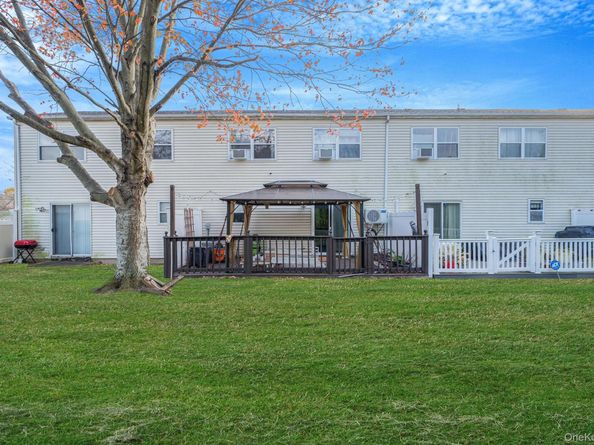 2751 Schleigel Boulevard, Amityville NY 11701