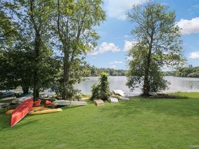 422 Panorama Drive 422, Mohegan Lake NY 10547
