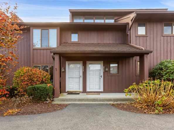 422 Panorama Drive 422, Mohegan Lake NY 10547