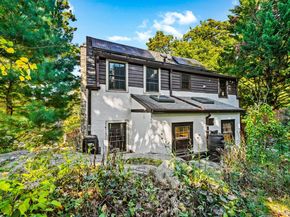 40 Holland Place, Hartsdale NY 10530