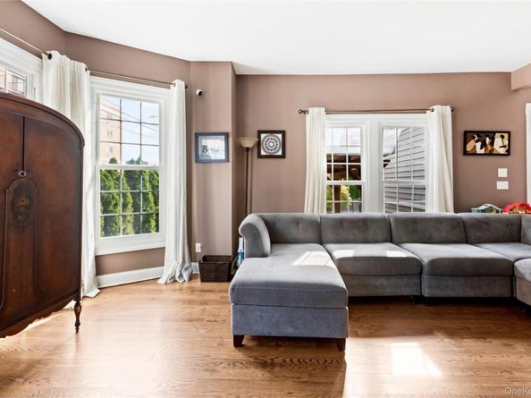 10 Maple Avenue, Patchogue NY 11772